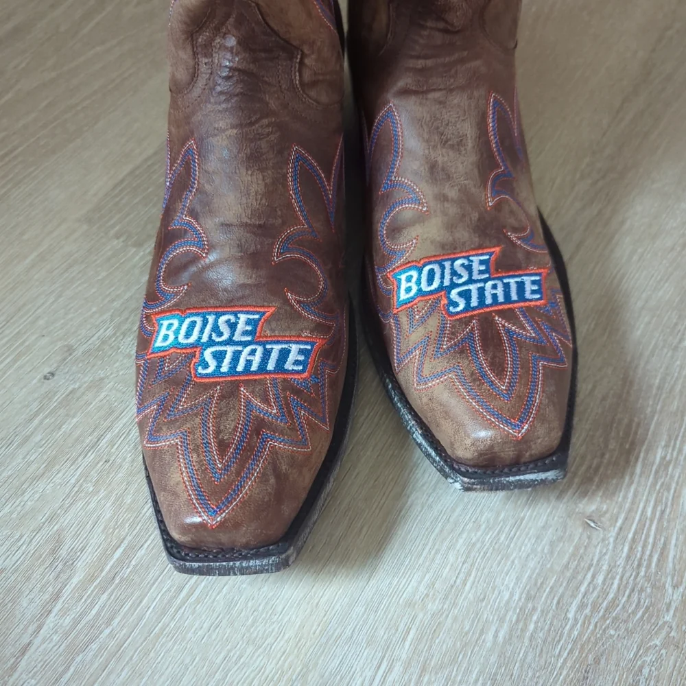 Boise State University Broncos Gameday Board Room Boots Mens Cowboy Boots 11